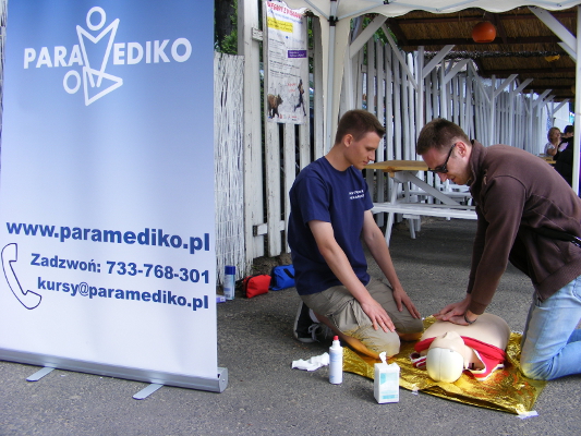 Paramediko - kursy szkolenia pierwszej pomocy Warszawa